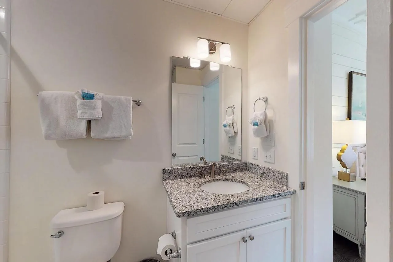 Hotel 400 Ocean Suites By Lighthouse Vacations *