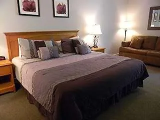 Saint Simons By The Lighthouse 3*