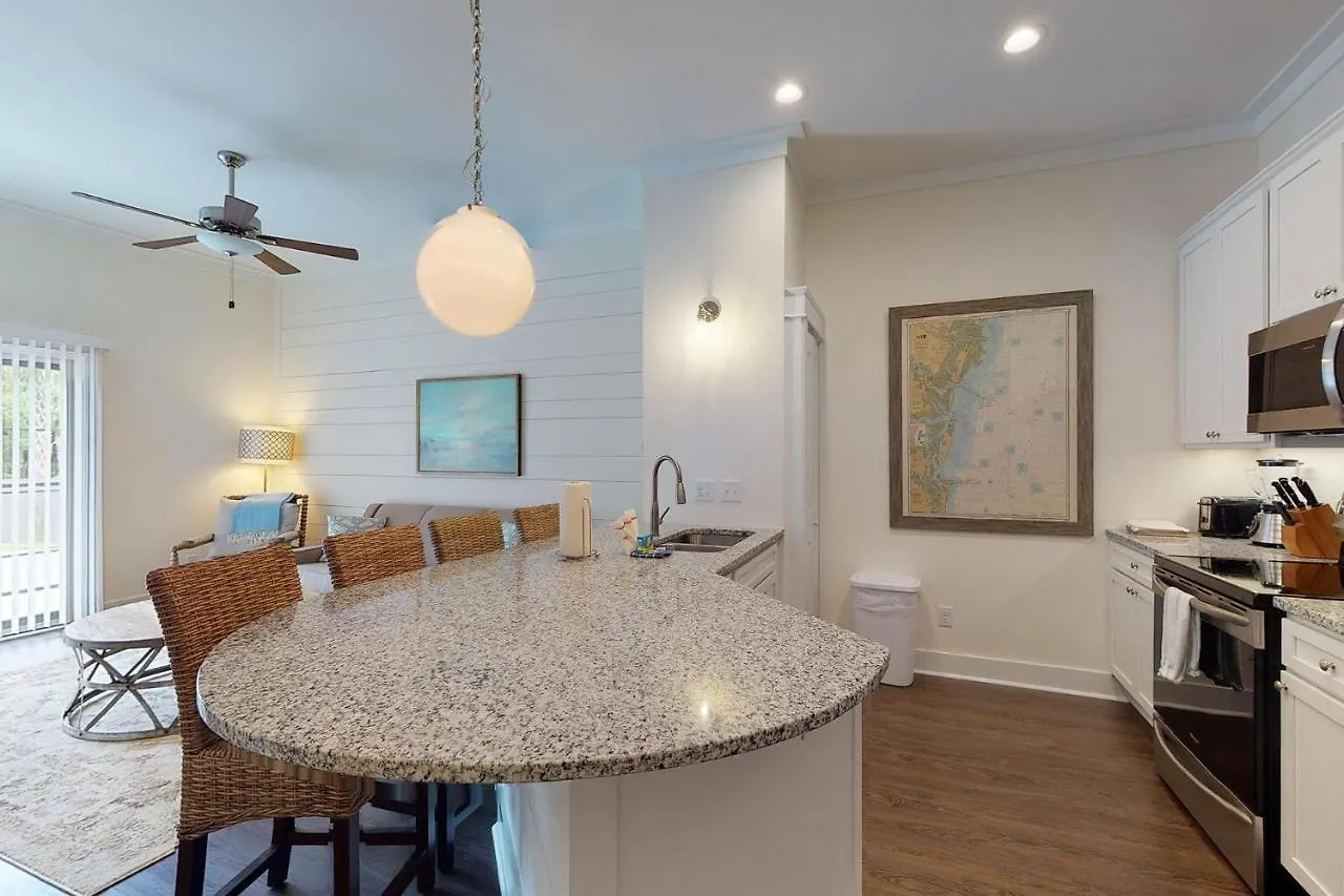 King @ 400 Ocean Holiday home *