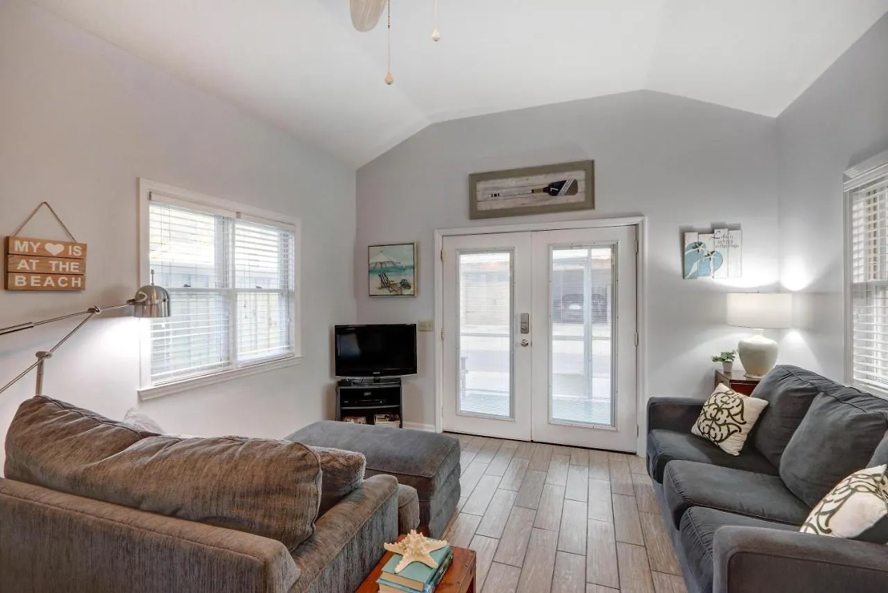 Holiday home Ezbreezy - 4217 Fifth Street St. Simons Island