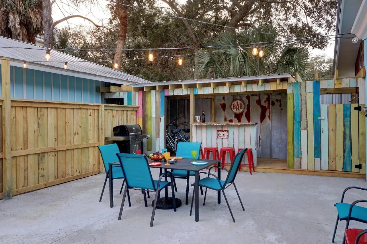 Breeze-on - 4217 Fifth St St. Simons Island