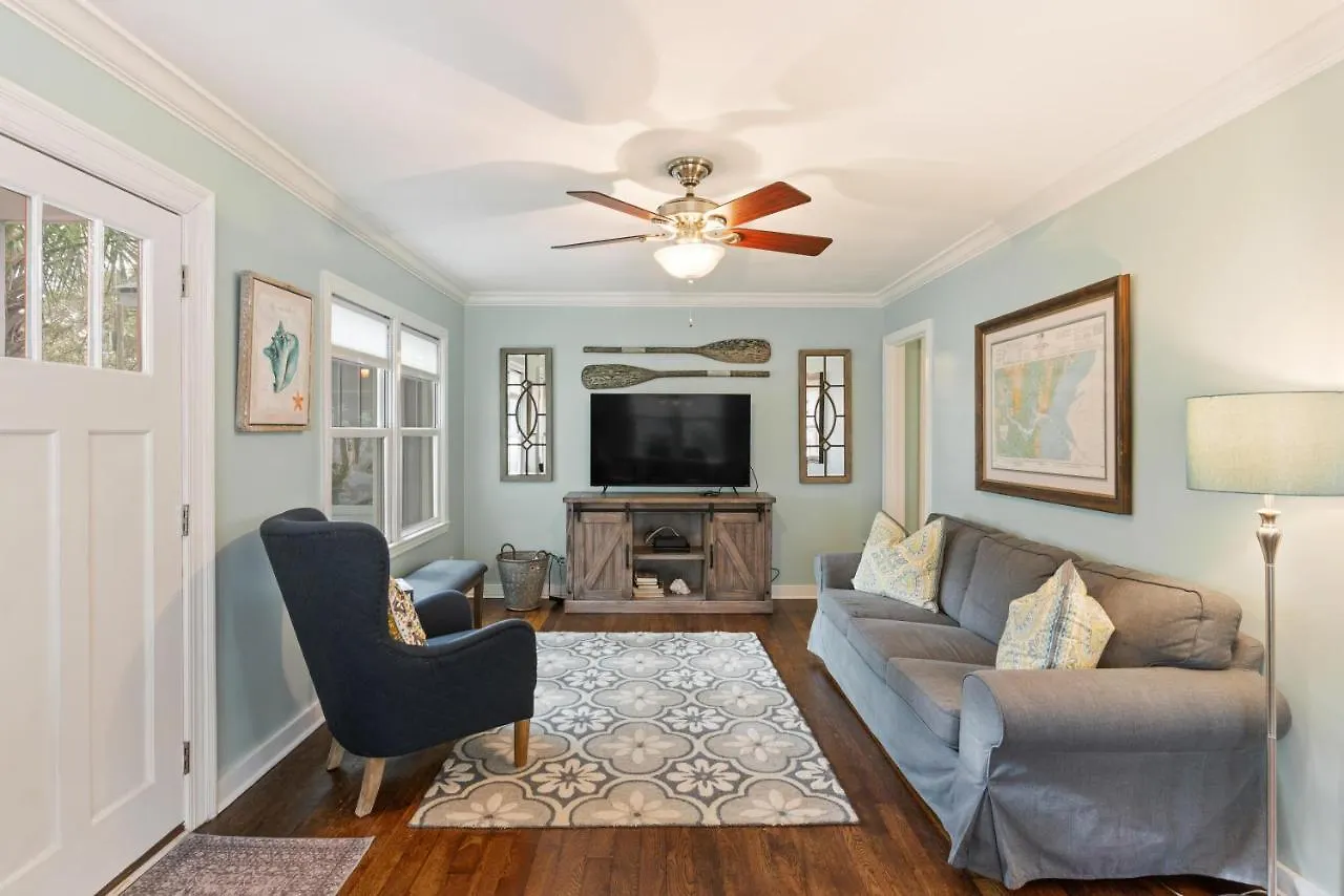 Barefoot - 303 Ashantilly * St. Simons Island