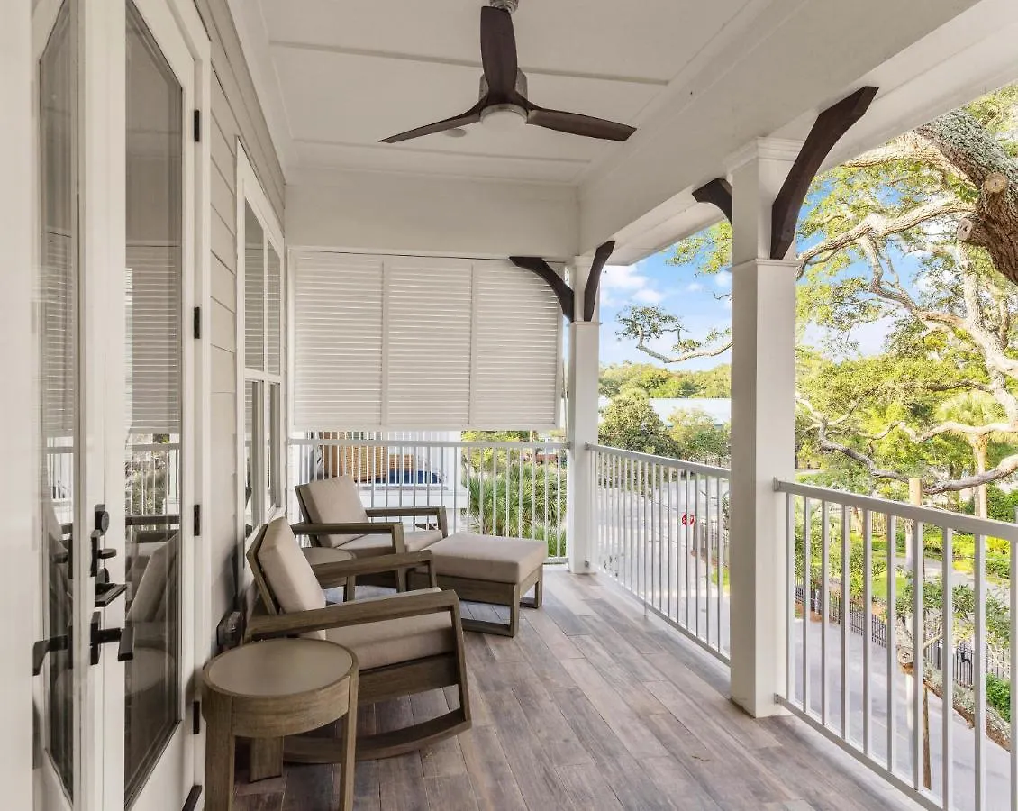 Astin - 4221 Seventh Street * St. Simons Island