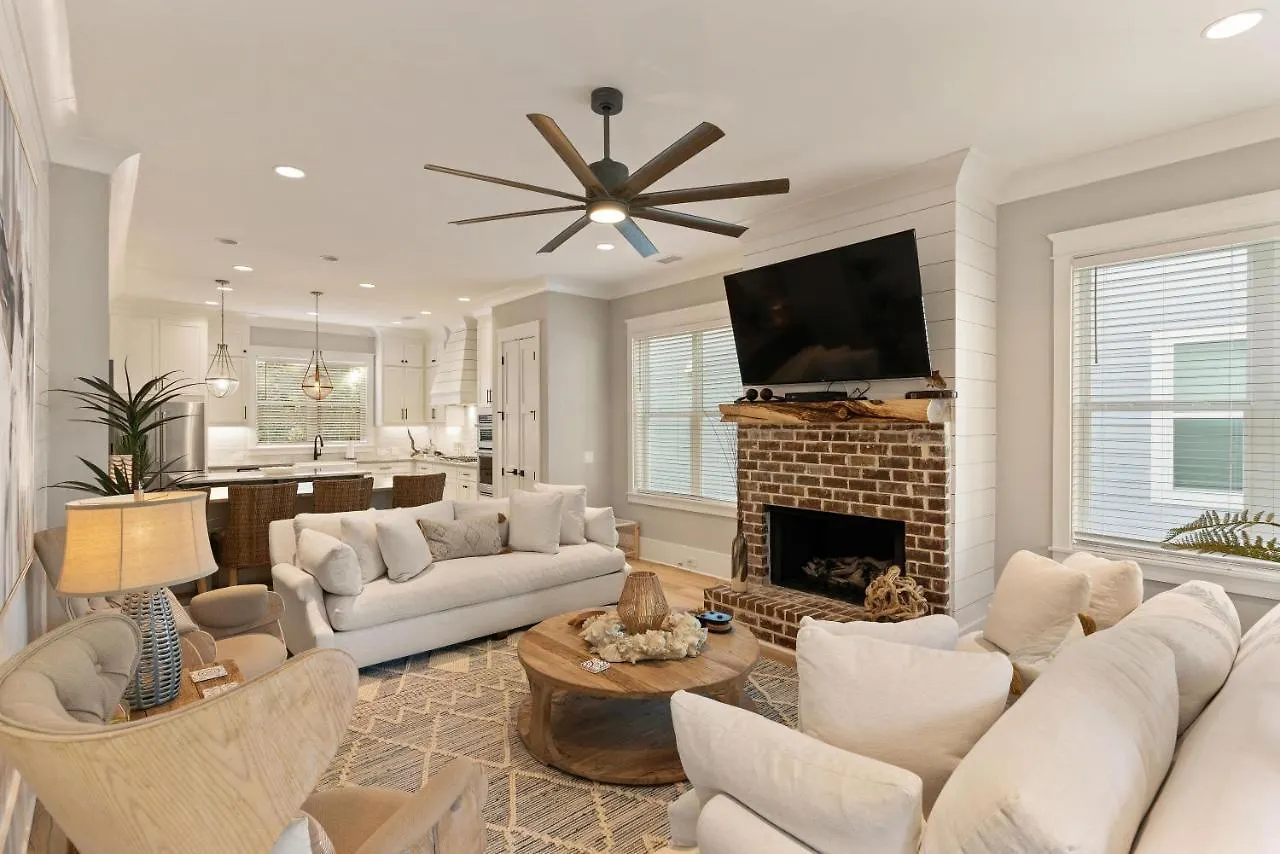Astin - 4221 Seventh Street Holiday home