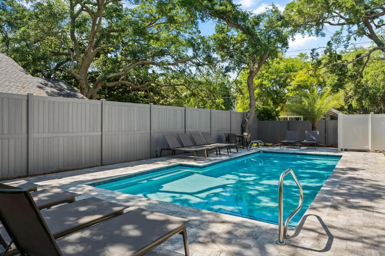Astin - 4221 Seventh Street Holiday home St. Simons Island