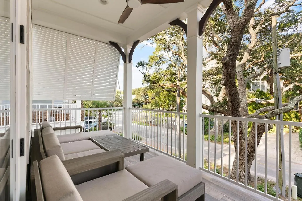 Astin - 4221 Seventh Street Holiday home *