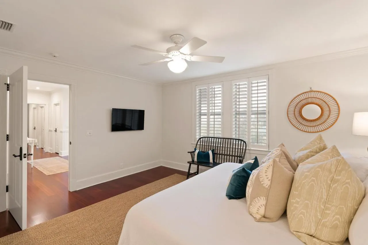 Holiday home Salty Seven - 4335 Seventh Street St. Simons Island