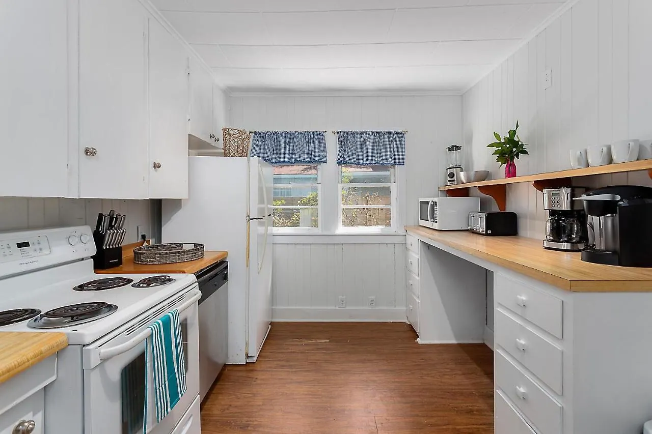 Waterside - 829 Park Way Holiday home