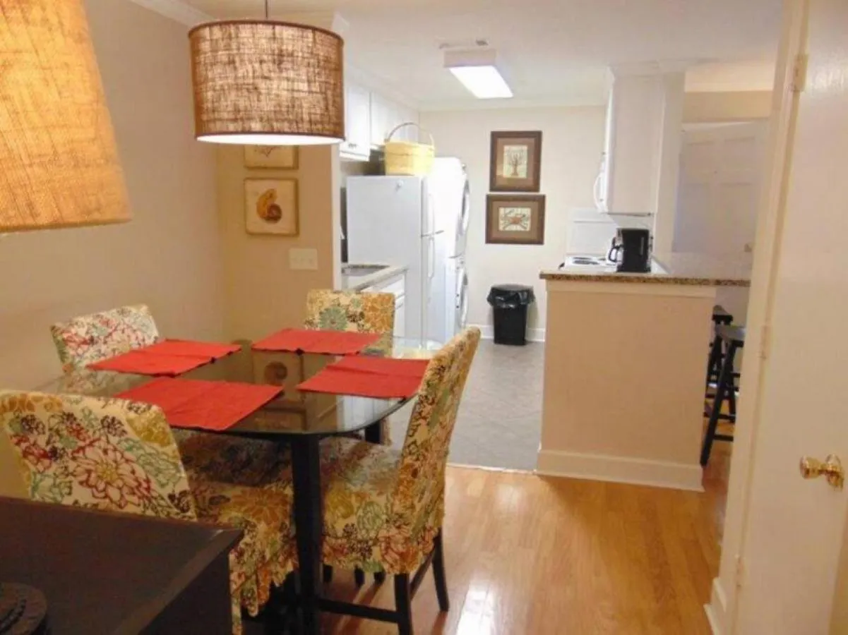 Holiday home W2 Ocean Walk Upstairs 2 Bed King And Two Twins Next To Back Pool *