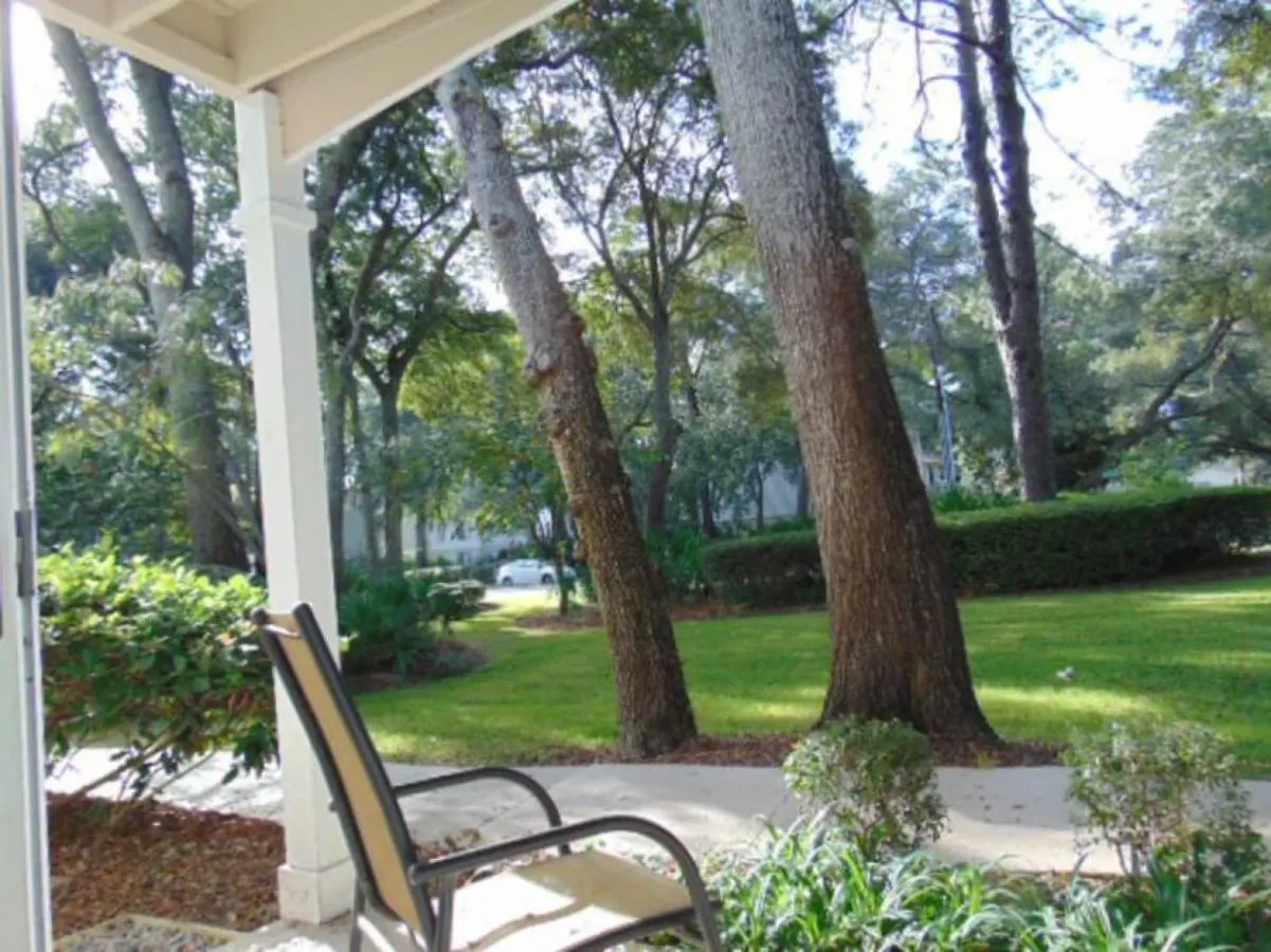 A3 Tile Floors Pet Friendly Easy Access Downstairs Faces Grassy Area Close To Pool Ferienhaus St. Simons Island