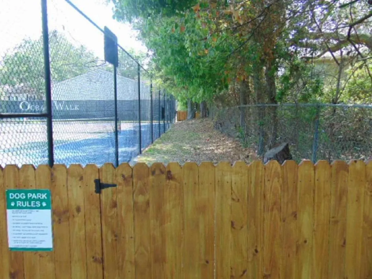 S6 Family Haven: Peaceful Retreat With Tennis And Pool Access Holiday home St. Simons Island