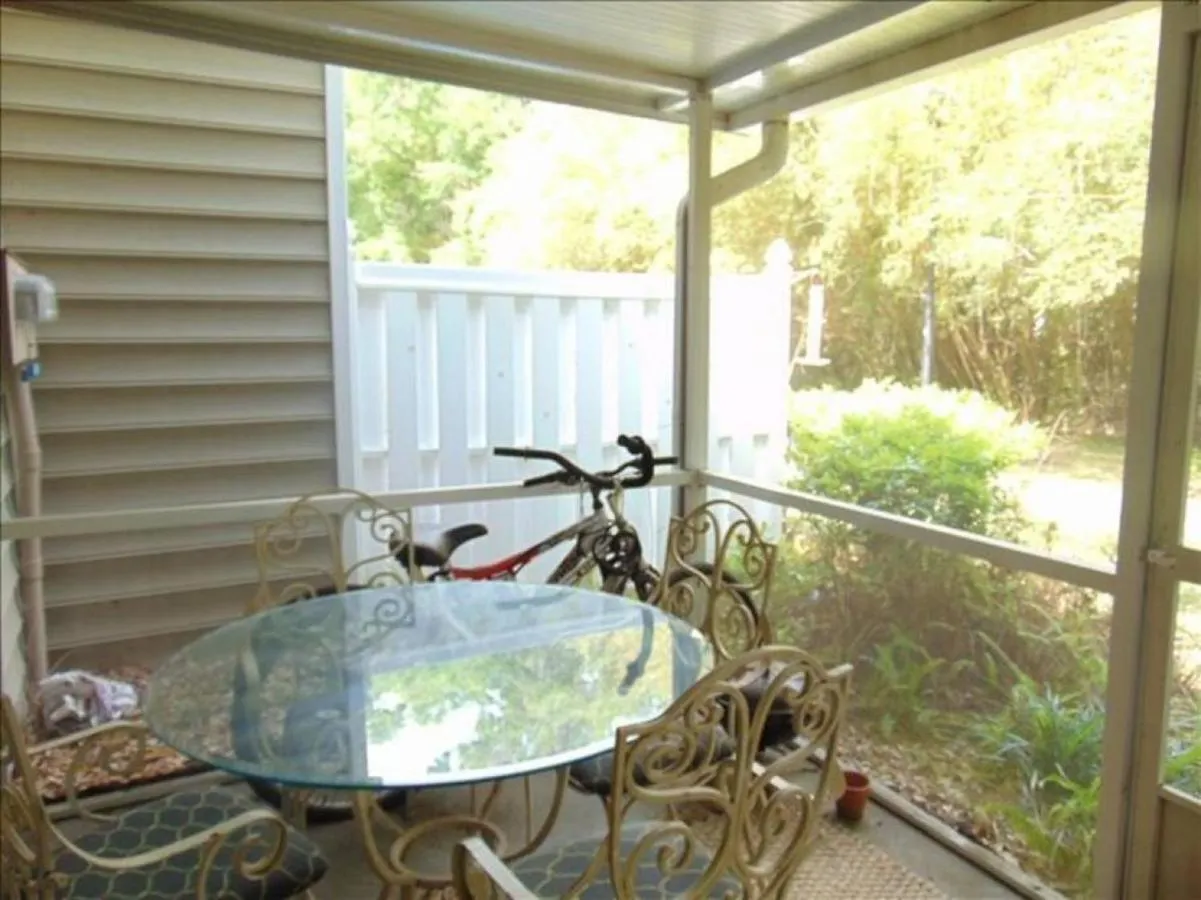 Holiday home Family Haven: Spacious 4-bedroom With Screened St. Simons Island