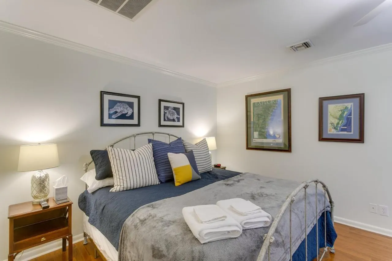 Spacious St Simons Island Vacation With Pool!
