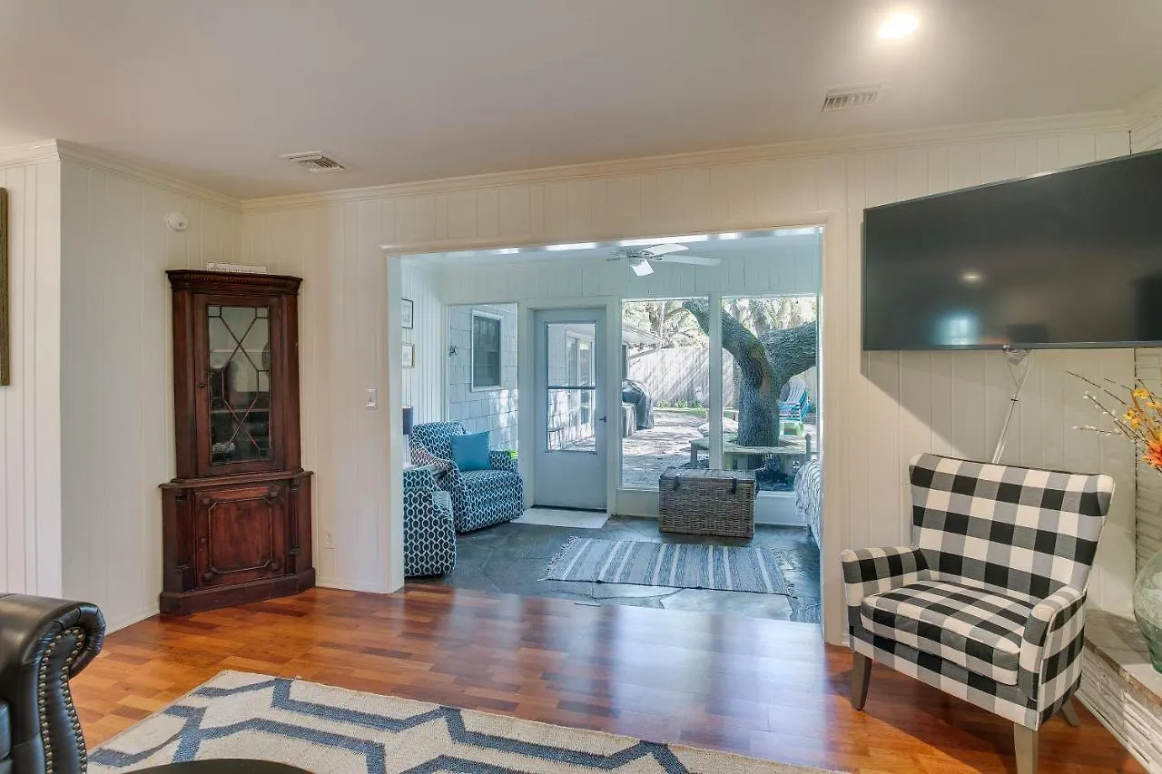 Spacious St Simons Island Vacation With Pool! * St. Simons Island