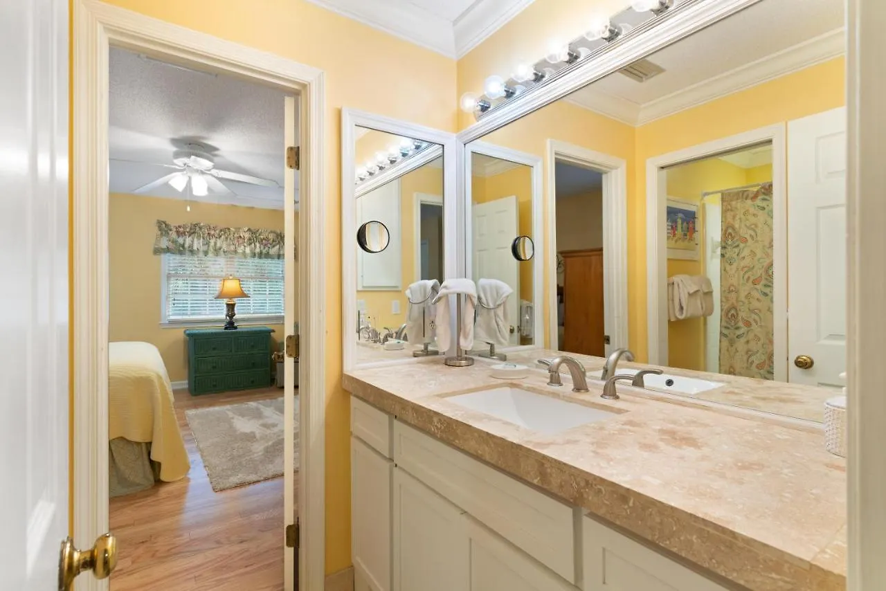 Village Walk - 104 Mews Circle * St. Simons Island