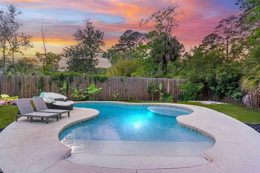 2 King Suites~private Pool+hot Tub~2mi From Holiday home