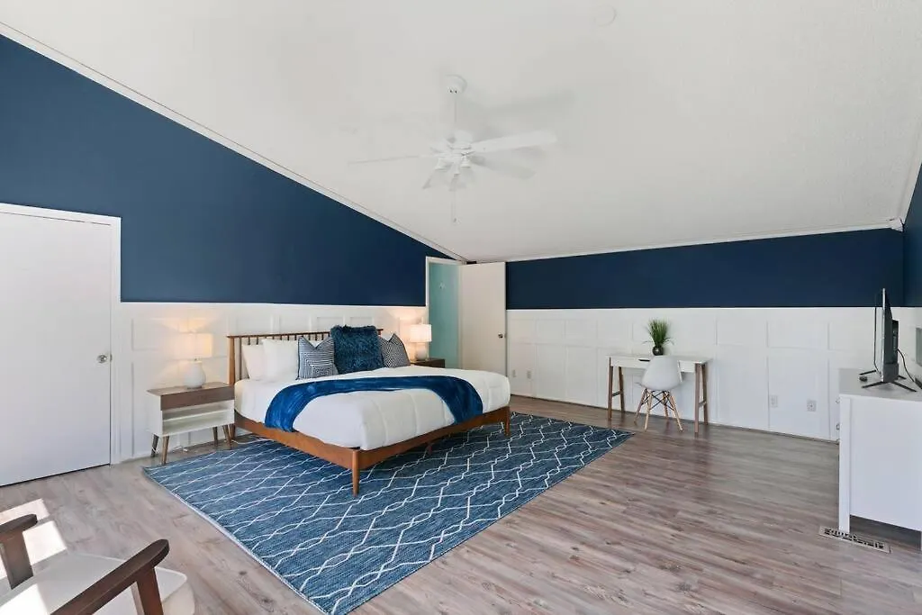 2 King Suites~private Pool+hot Tub~2mi From *