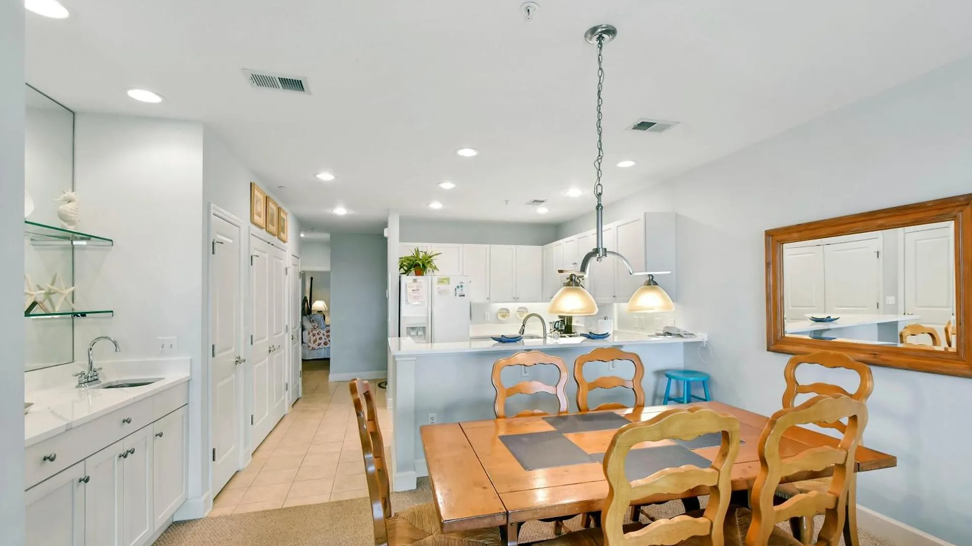 Windward Point # 109 Holiday home