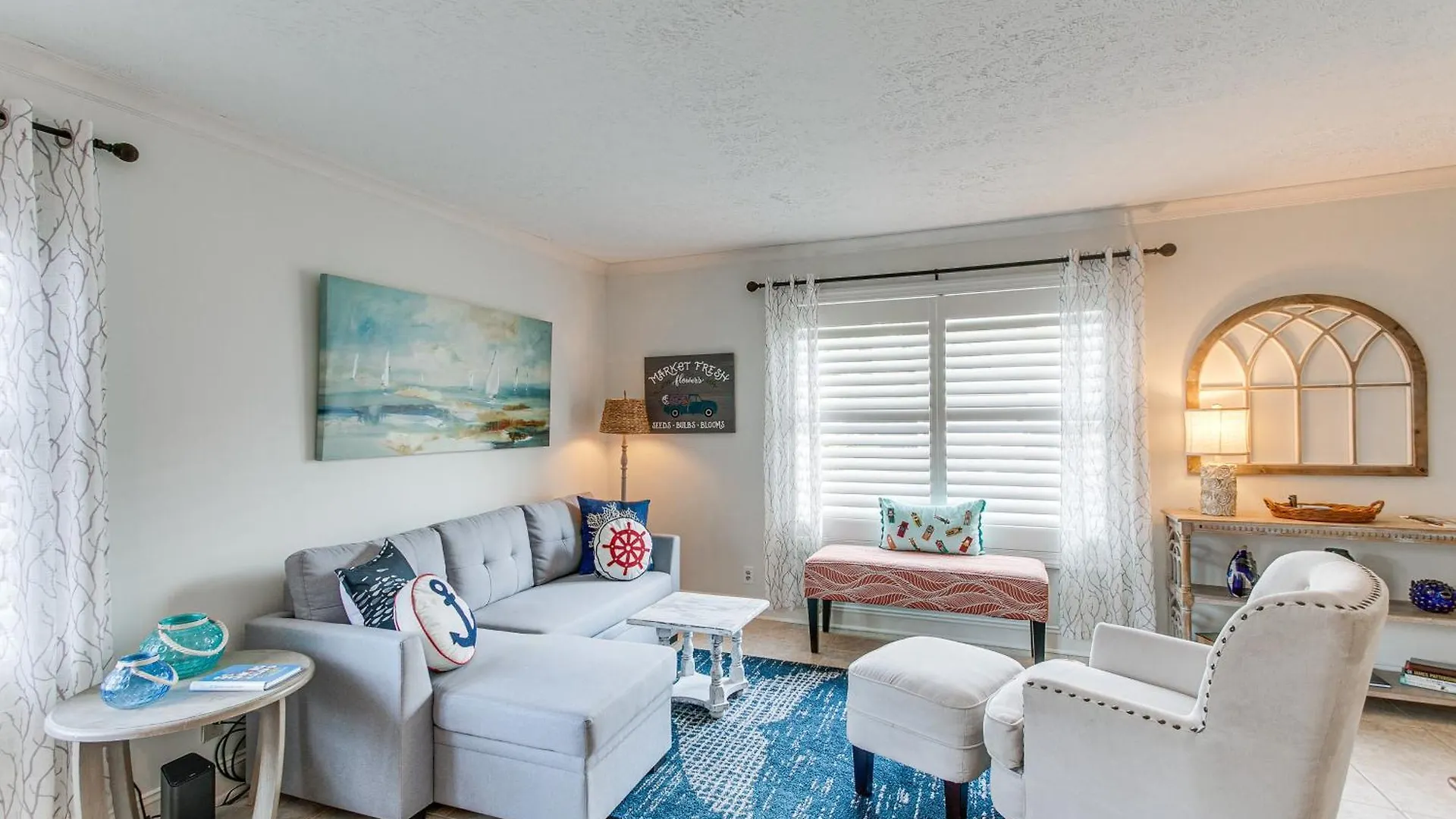 Inviting St Simons Island Townhome Walk To Beach! St. Simons Island