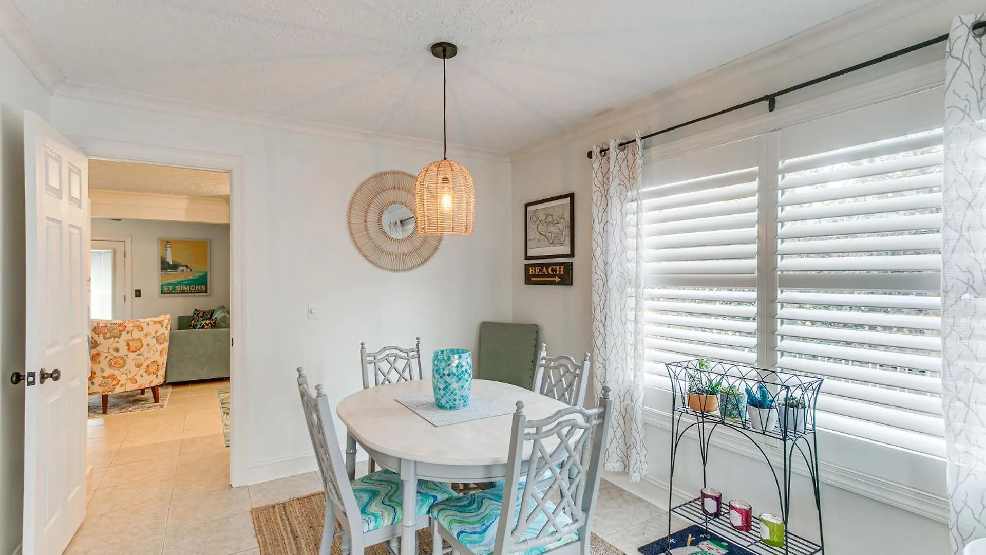 Inviting St Simons Island Townhome Walk To Beach! Holiday home St. Simons Island