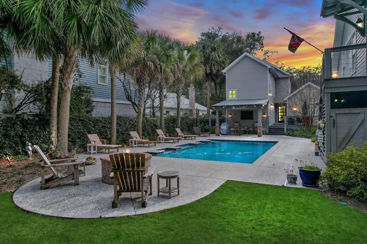 Holiday home The Grey Pearl - Swimming Pool Premier Location St. Simons Island