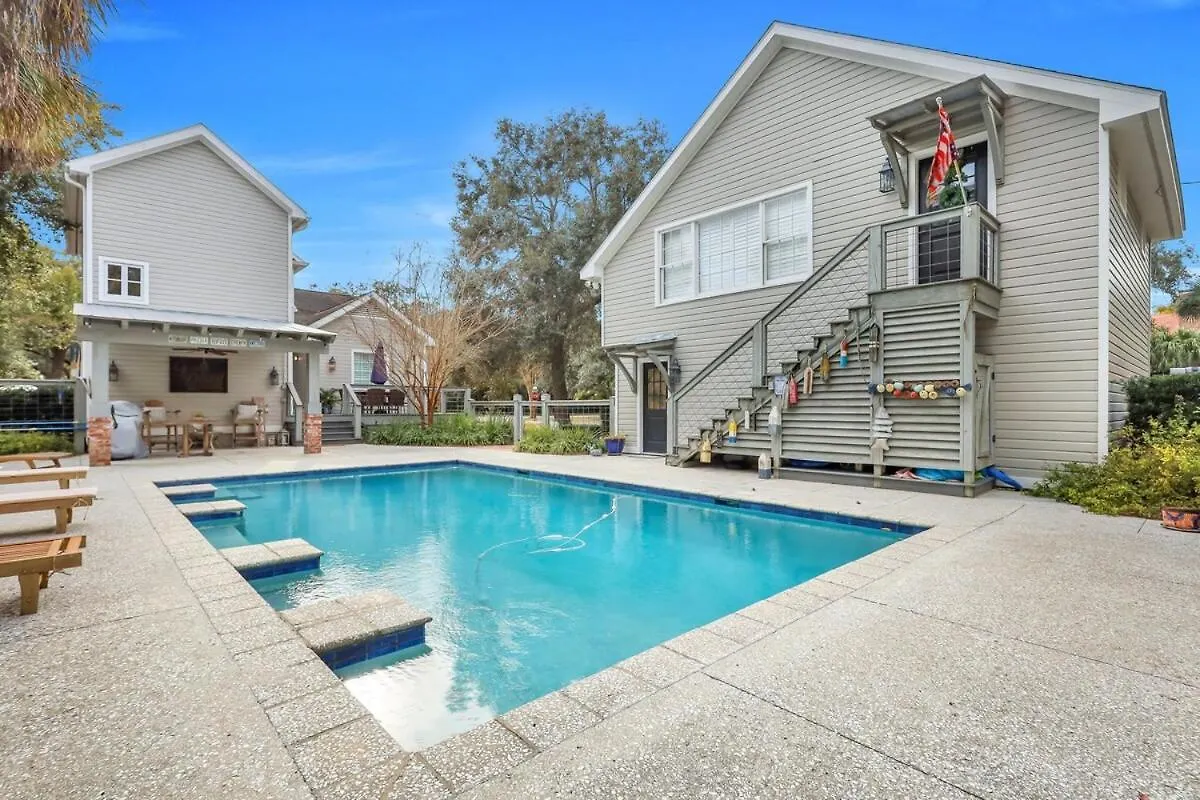 The Grey Pearl - Swimming Pool Premier Location Holiday home St. Simons Island