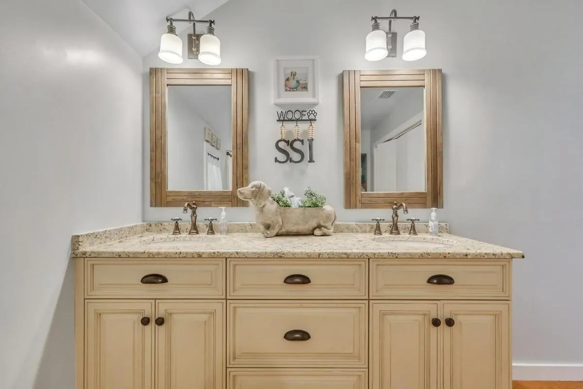 Holiday home The Grey Pearl - Swimming Pool Premier Location St. Simons Island
