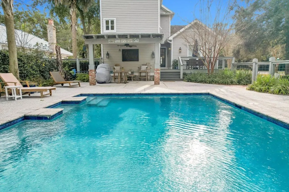 The Grey Pearl - Swimming Pool Premier Location Holiday home