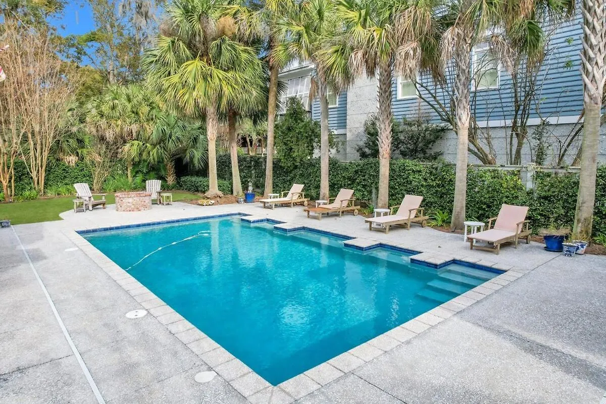 The Grey Pearl - Swimming Pool Premier Location * St. Simons Island