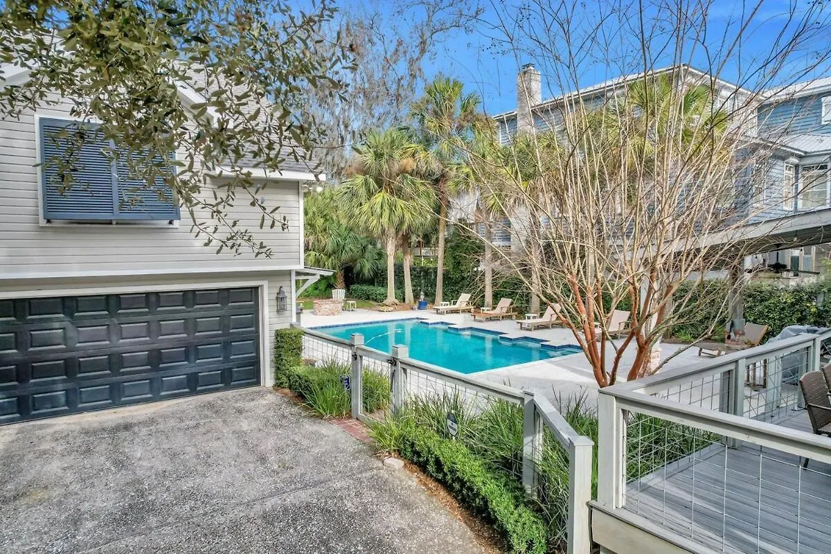 The Grey Pearl - Swimming Pool Premier Location Holiday home St. Simons Island