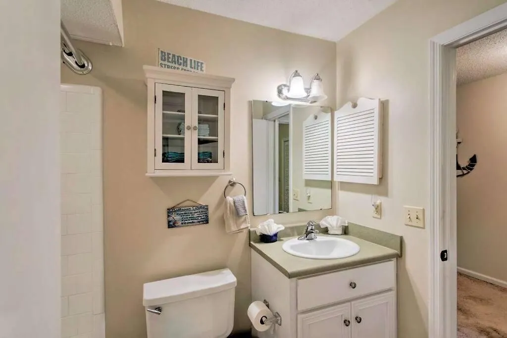 Cozy Bahama Breezeway