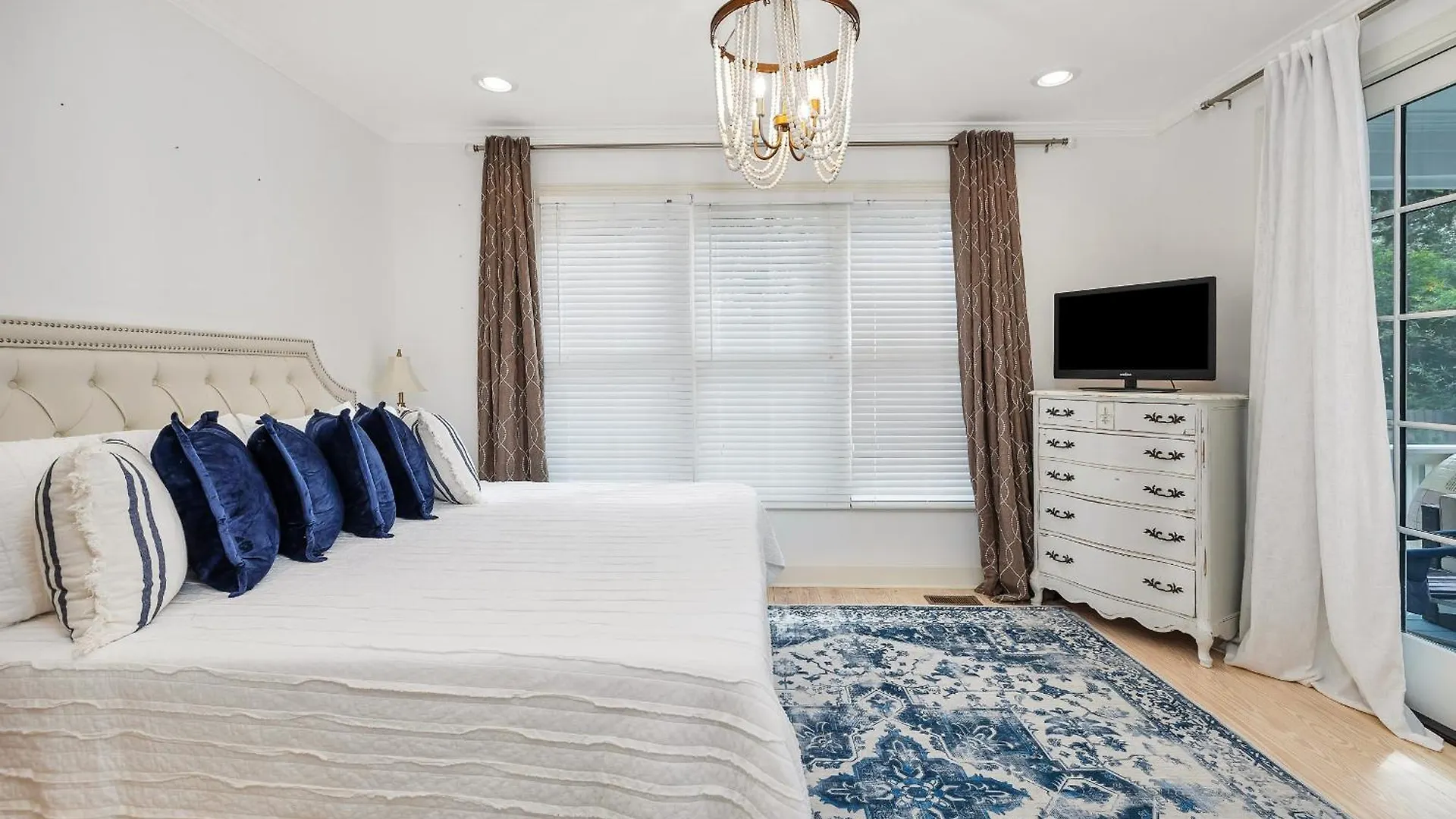 Saltwater Oaks Holiday home *