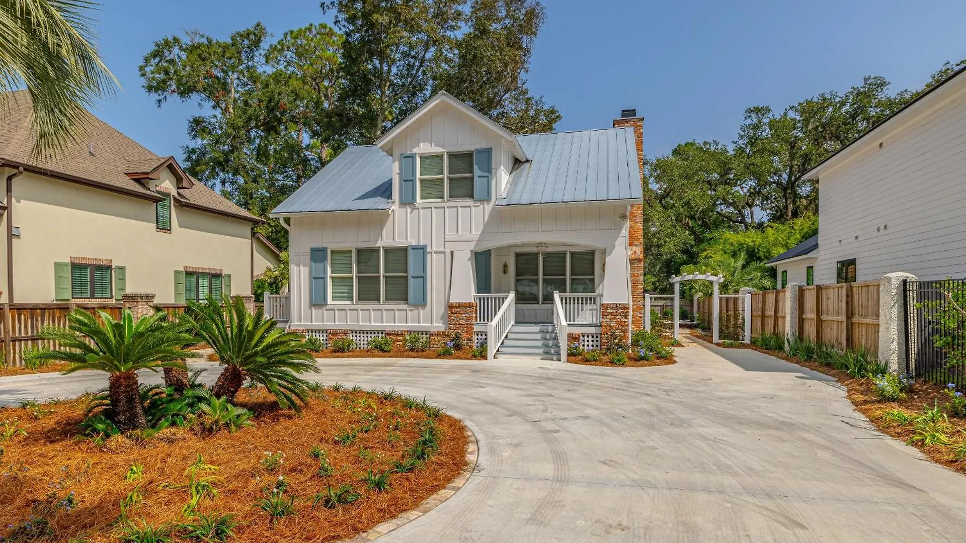 Saltwater Oaks *