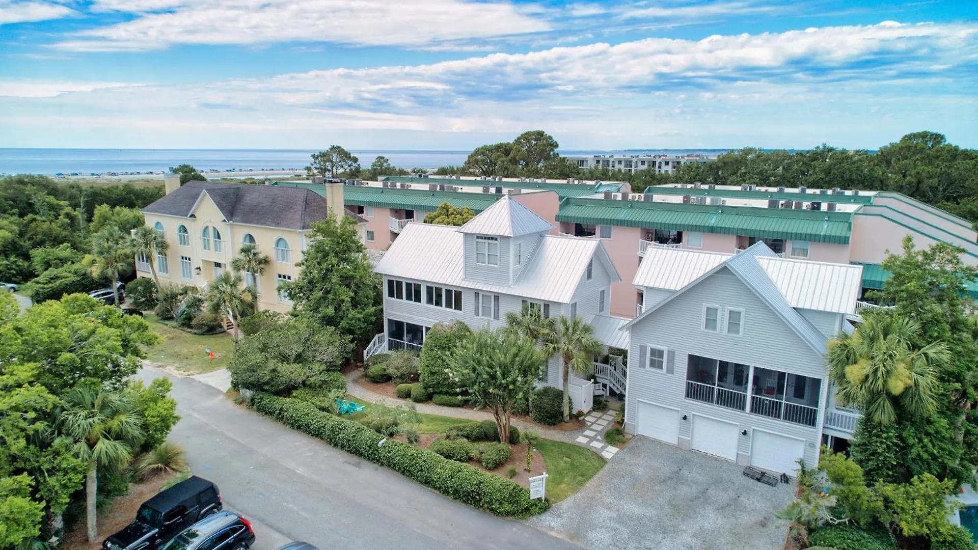 Holiday home 221 Olive Way *
