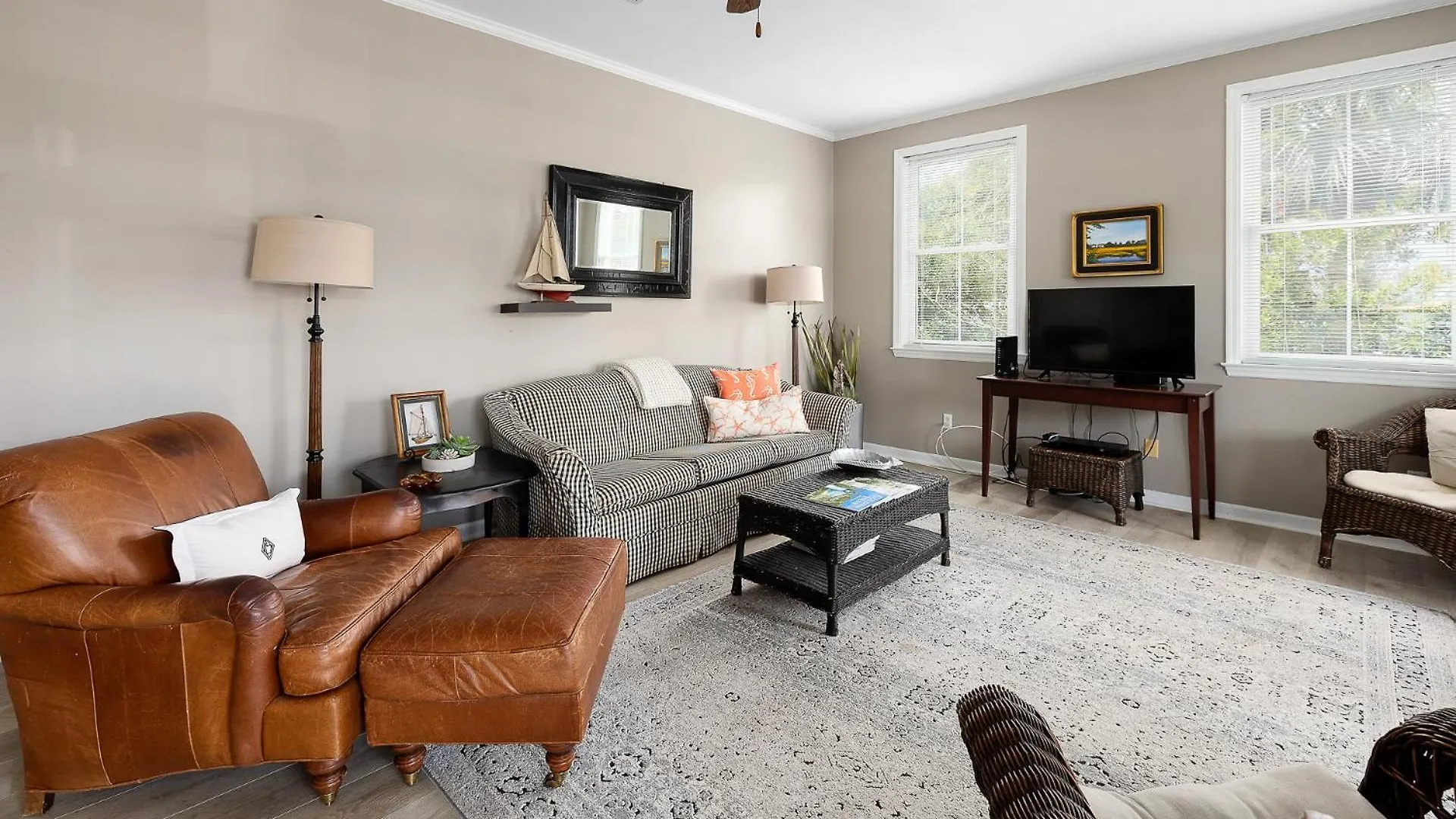 221 Olive Way Holiday home *