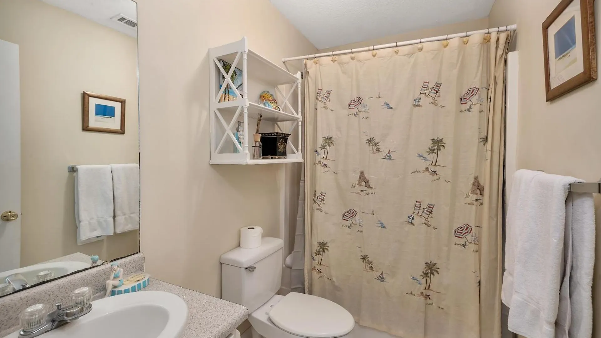 162 Toluca Holiday home