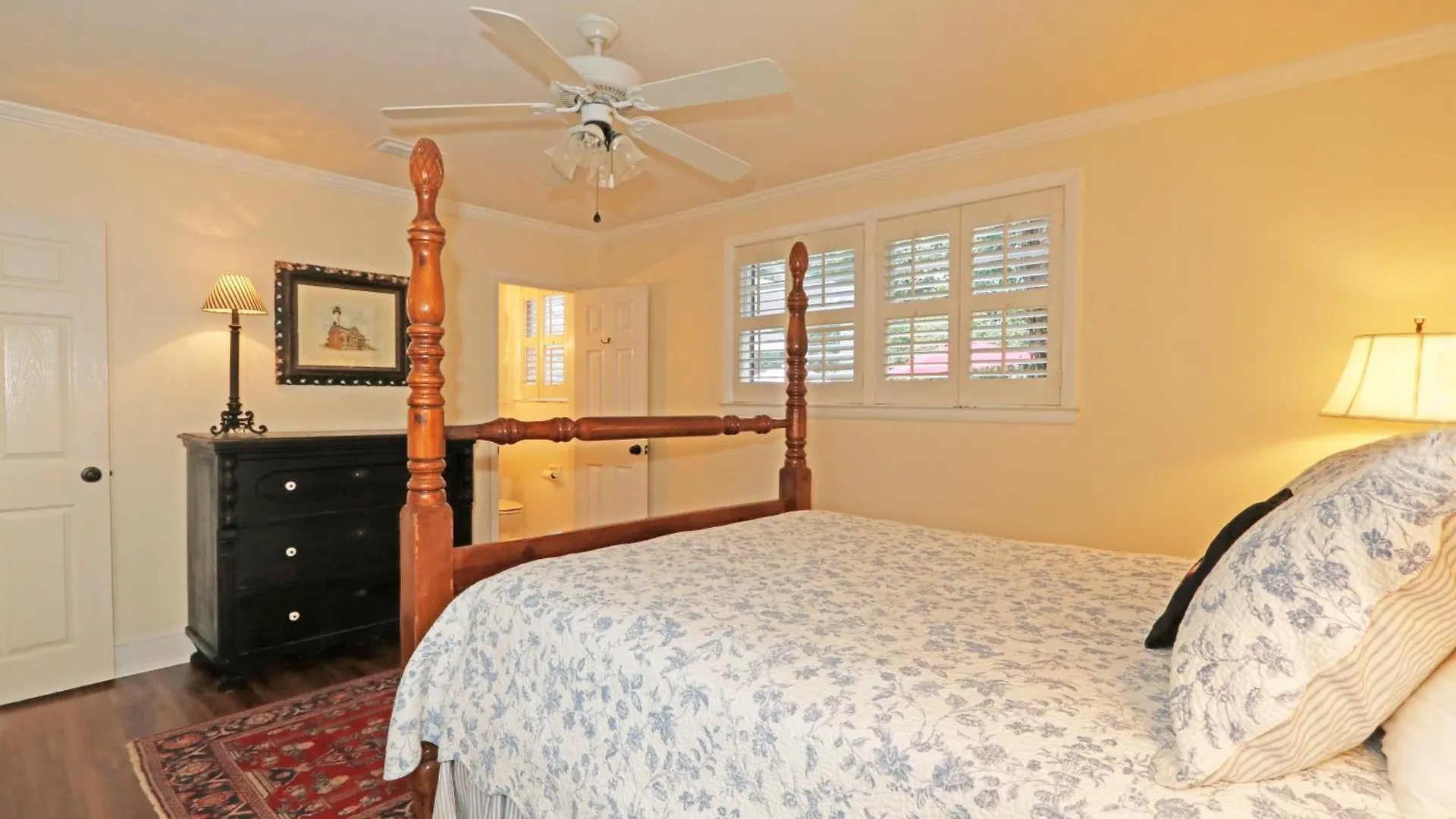 120 Druid Oaks Lane *