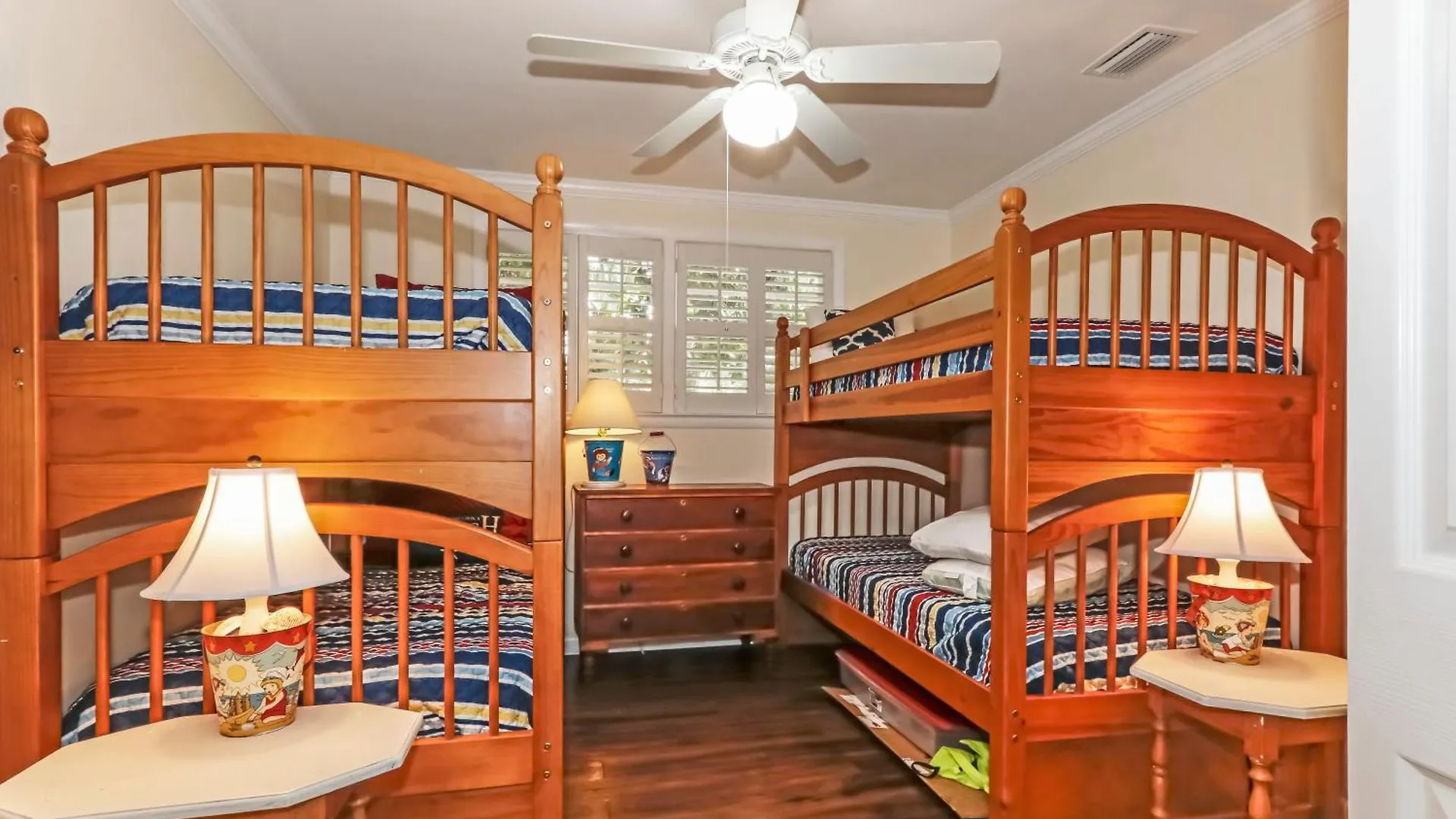 120 Druid Oaks Lane * St. Simons Island