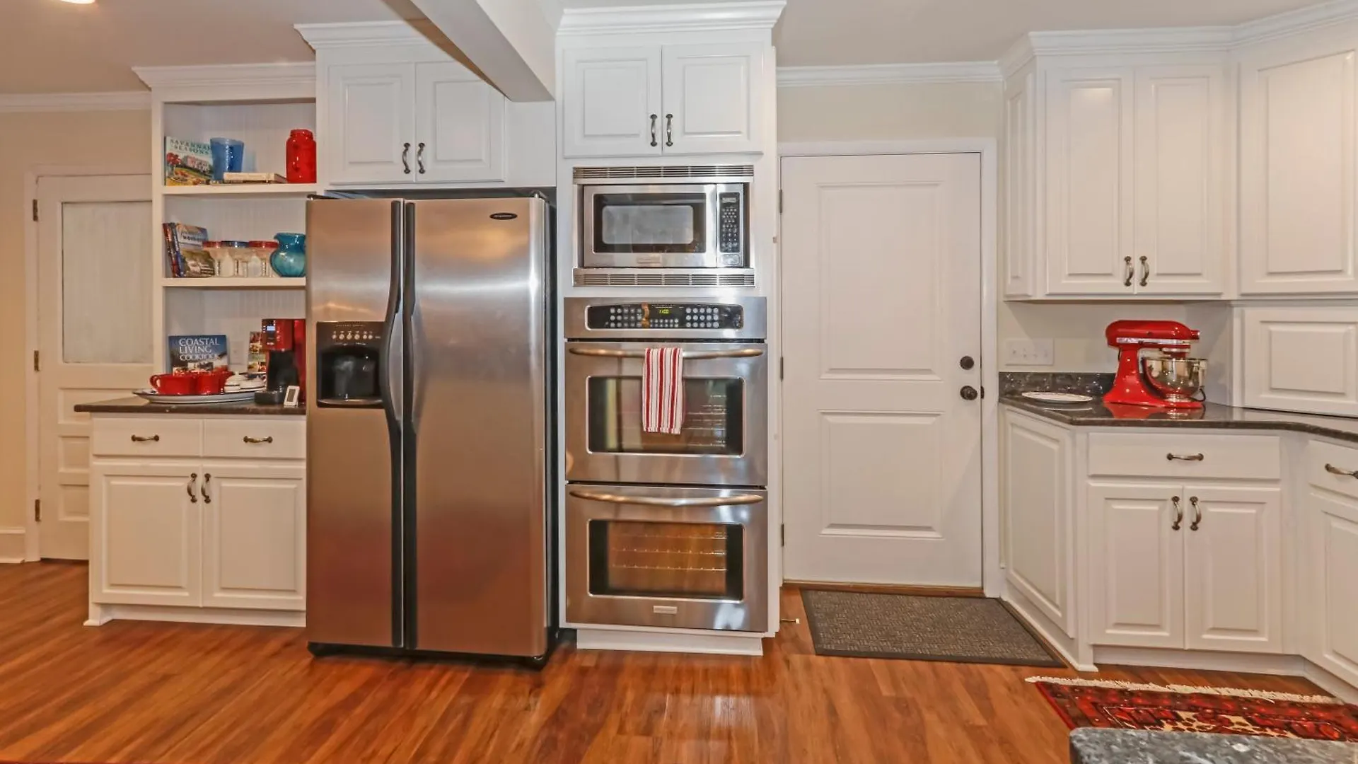 120 Druid Oaks Lane *