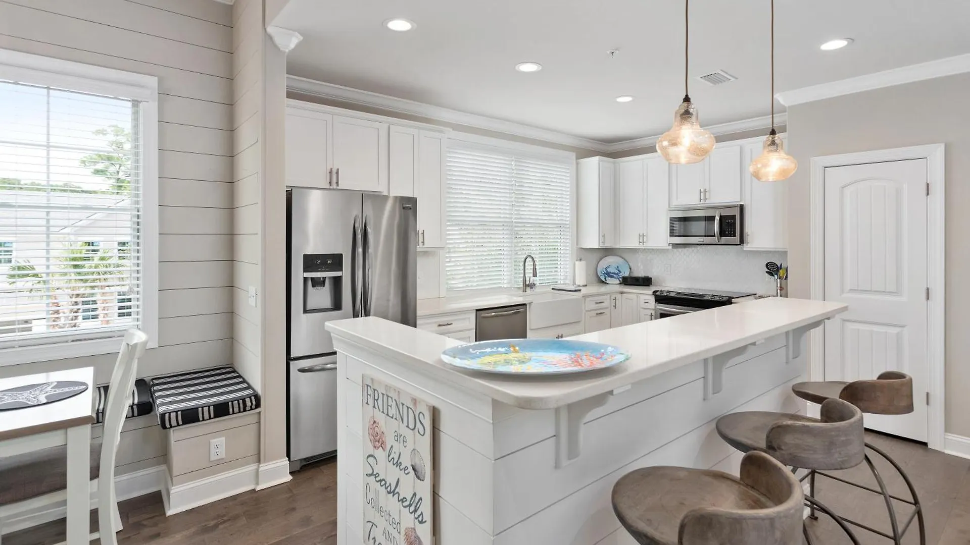 400 Ocean Blvd. #1200 *