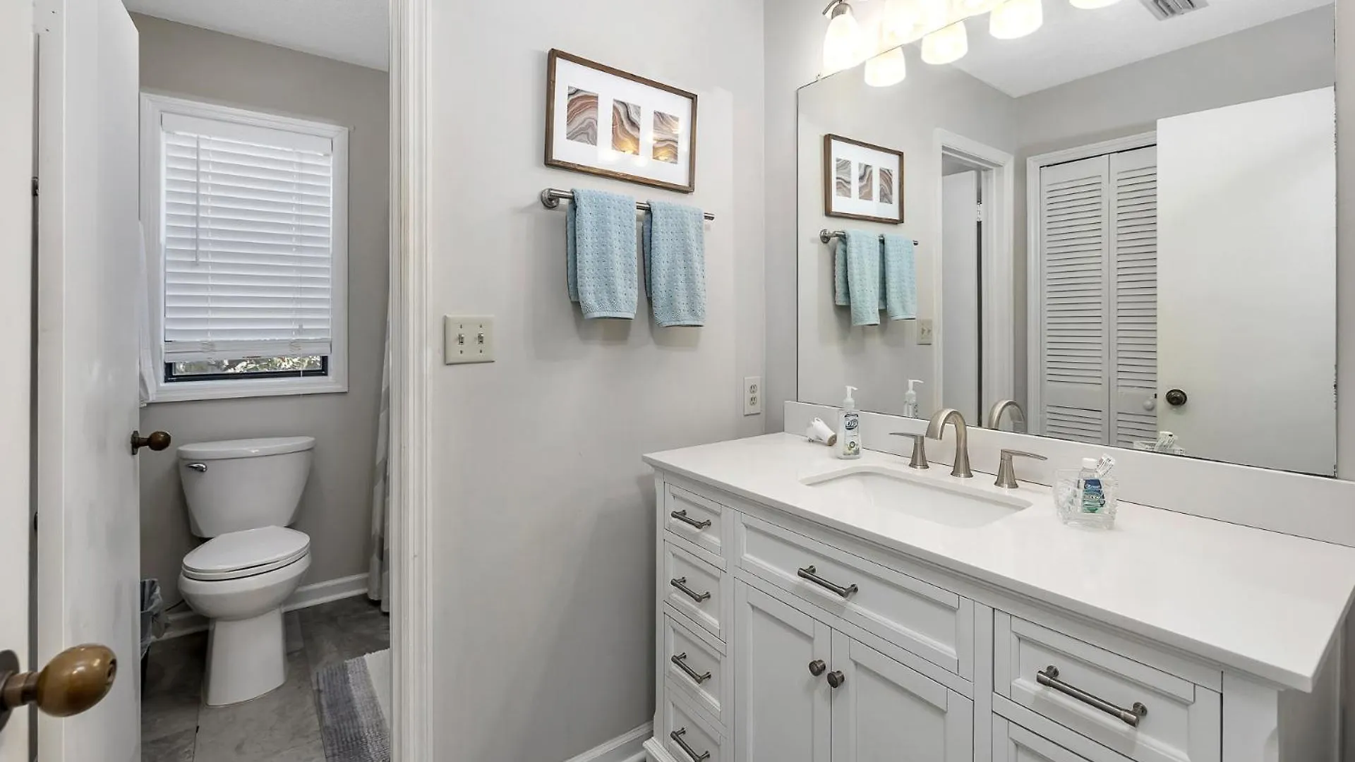Harbour Oaks 606 *
