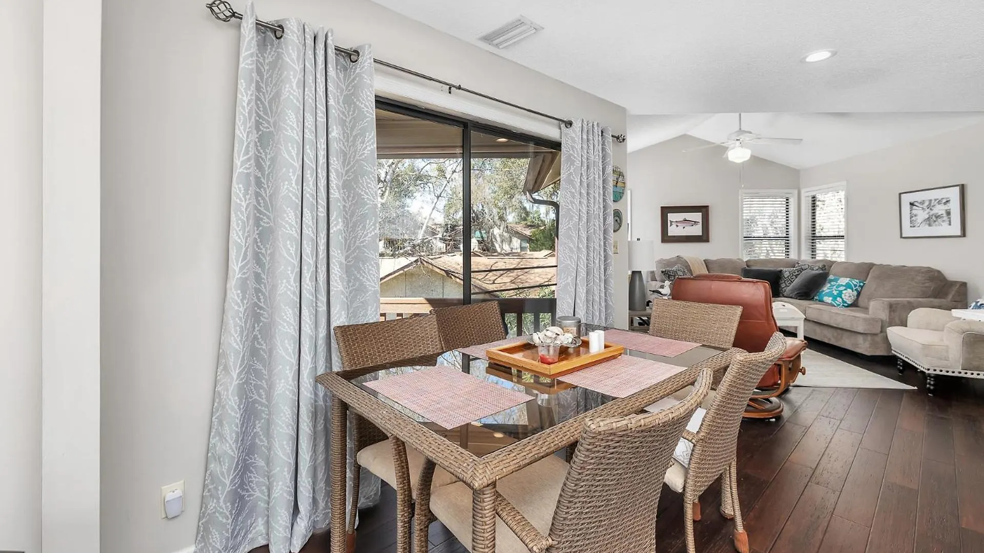 Harbour Oaks 606