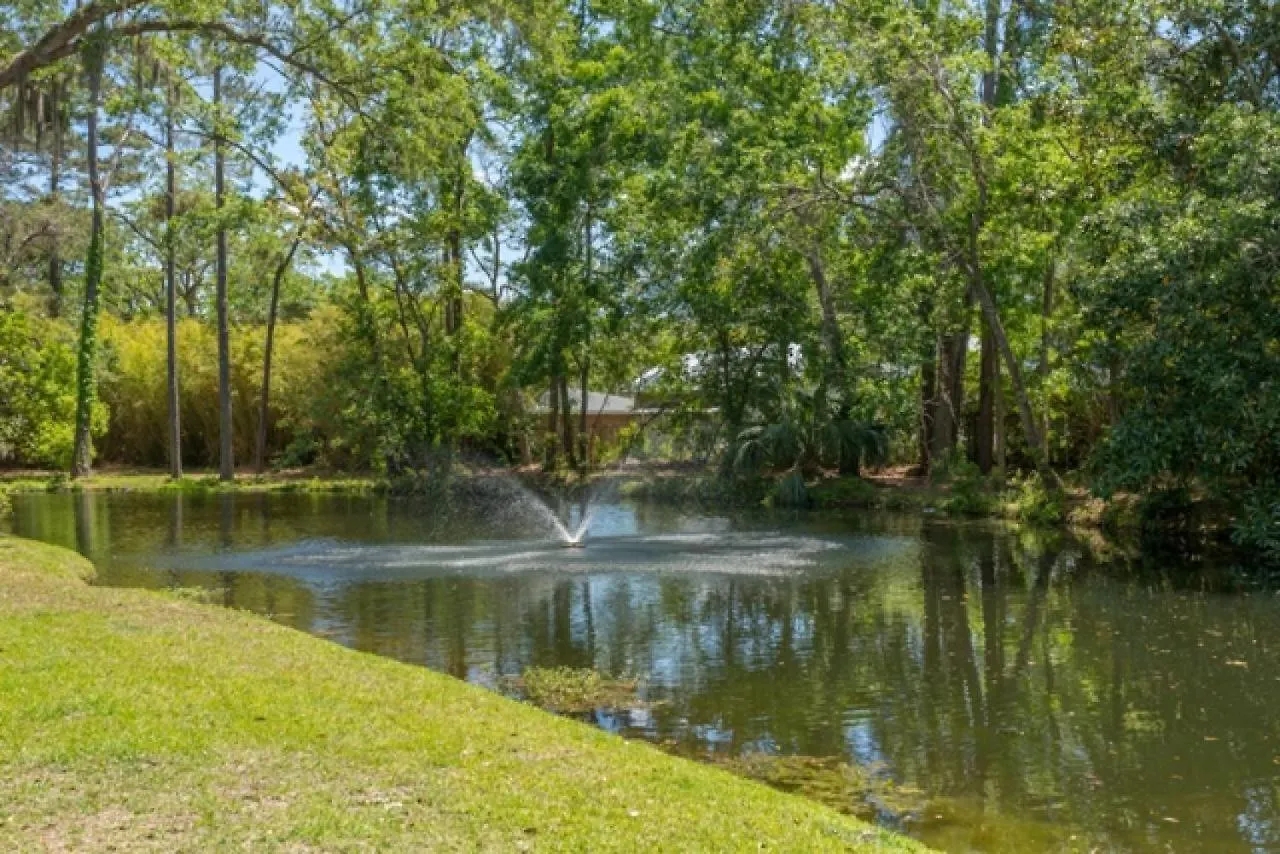 Harbour Oaks 112 *
