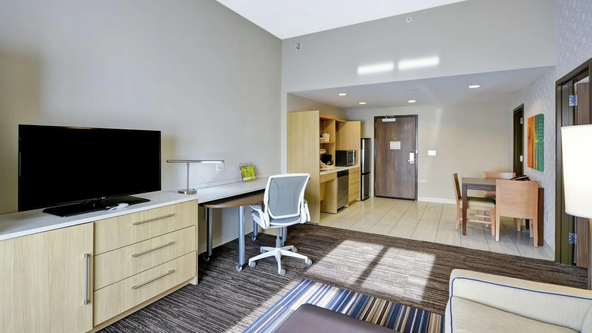 Home2 By Hilton 3*