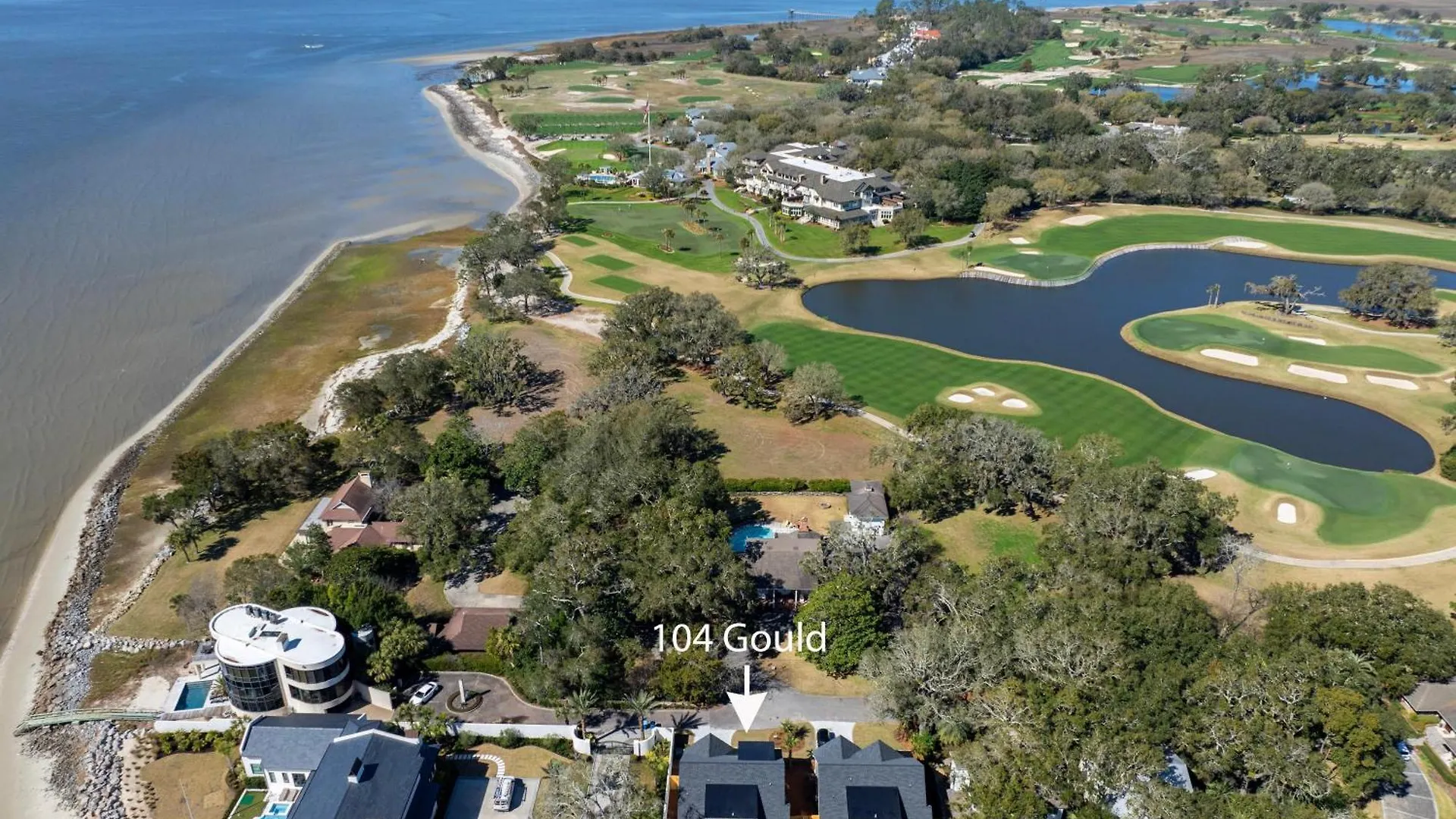 Take It Easy - 104 Gould Street St. Simons Island