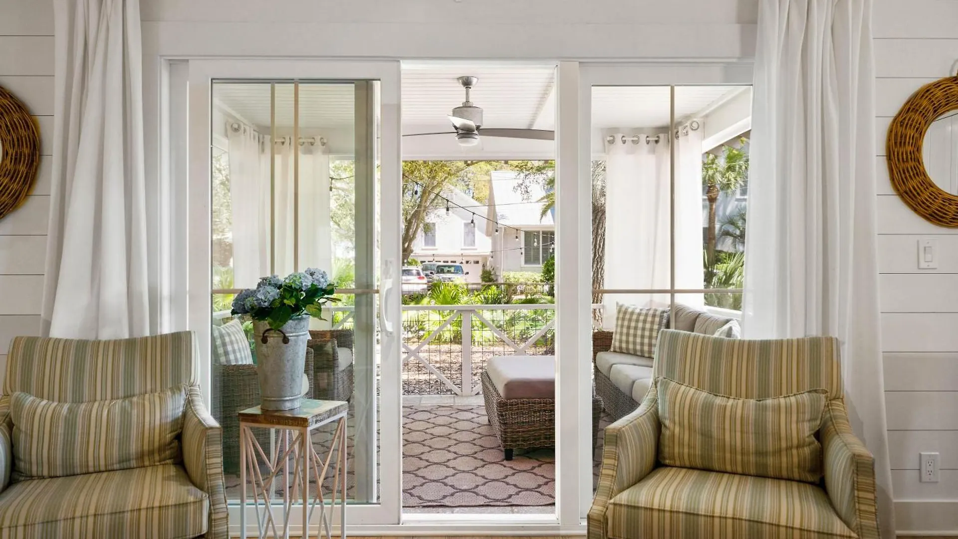Tabbystone - 4323 Fourteenth Street