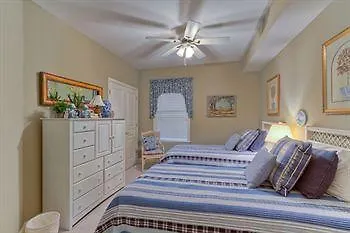 Hodnett Cooper St. Simons Grand 4*