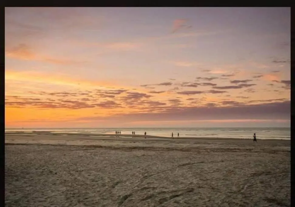 Holiday home Desirable South End - 5 Minutes To Beach! Walk To Dining/shopping!