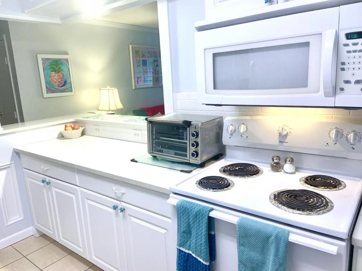 E4 Ocean Walk Two Bedroom Two Bath Sooo Comfortable. Holiday home