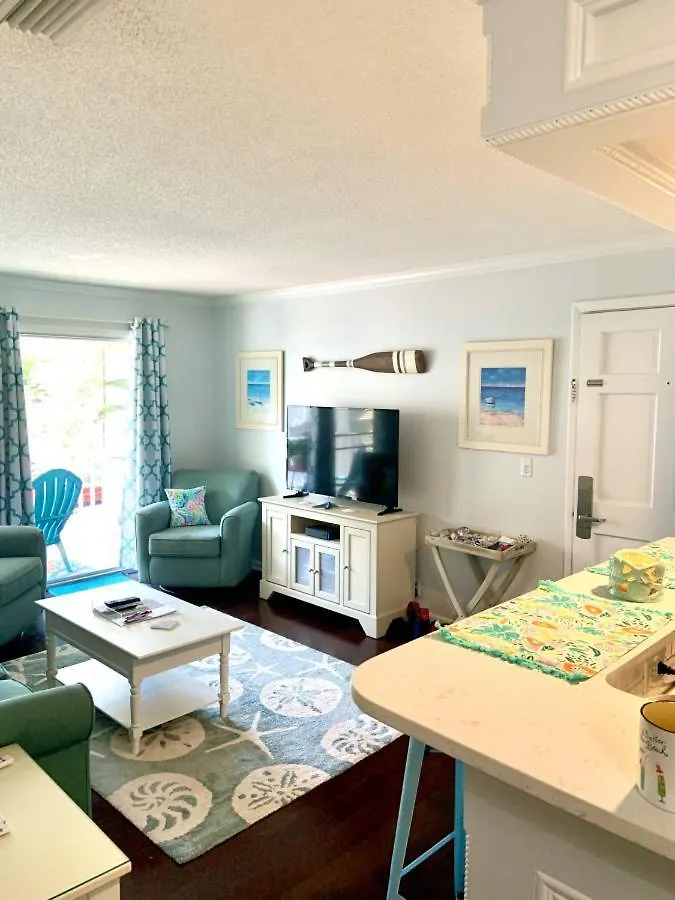 E4 Ocean Walk Two Bedroom Two Bath Sooo Comfortable. Holiday home St. Simons Island
